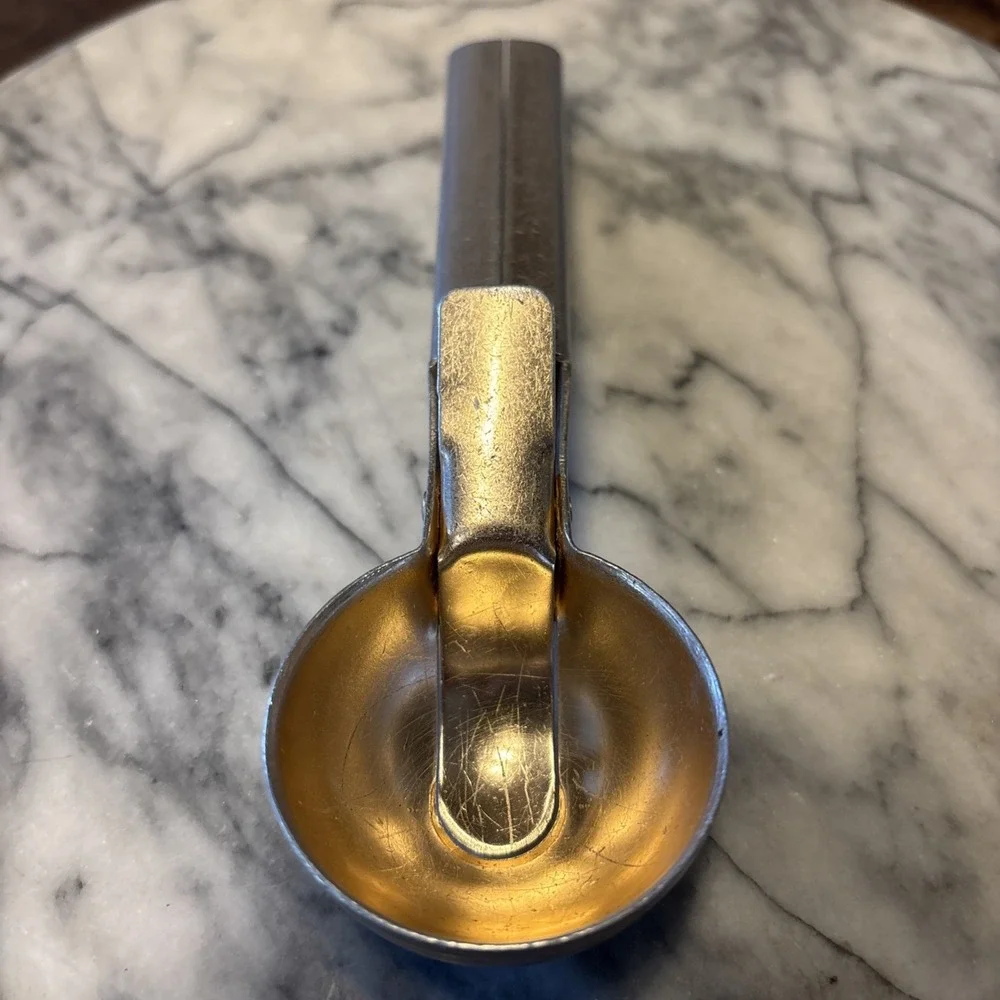 VTG 1956 A.C Eichin Inc Aluminum Ice Cream Scoop Pat 2756698 USA